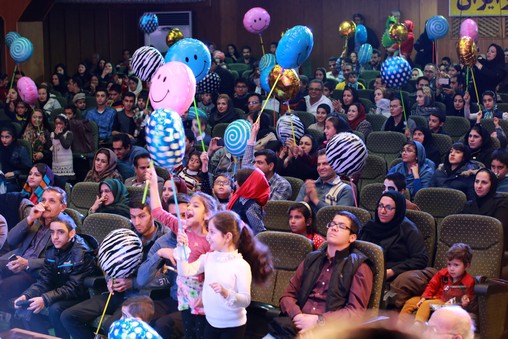 مراسم جشن دهه فجر در بهداشت و درمان صنعت نفت فارس 29
