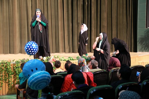 مراسم جشن دهه فجر در بهداشت و درمان صنعت نفت فارس 32