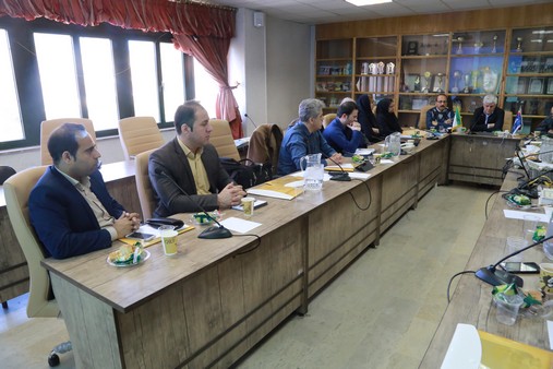 گزارش تصویری 1/ نشست بهینه کاوی استقرار سیستم مدیریت HSE در شیراز 2