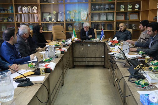 گزارش تصویری 1/ نشست بهینه کاوی استقرار سیستم مدیریت HSE در شیراز 18