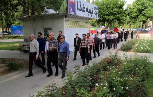 برگزاری همایش پیاده روی به مناسبت هفته سلامت در مرکز فارس 5