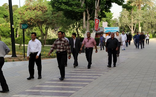 برگزاری همایش پیاده روی به مناسبت هفته سلامت در مرکز فارس 8