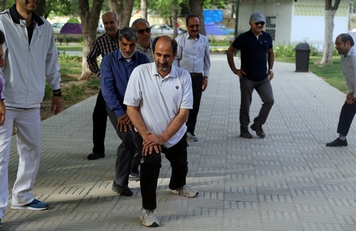 برگزاری همایش پیاده روی به مناسبت هفته سلامت در مرکز فارس 19