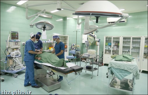 گزارش تصویری/ اجرای مانور تخلیه اتاق عمل در بهداشت و درمان صنعت نفت فارس و هرمزگان 2