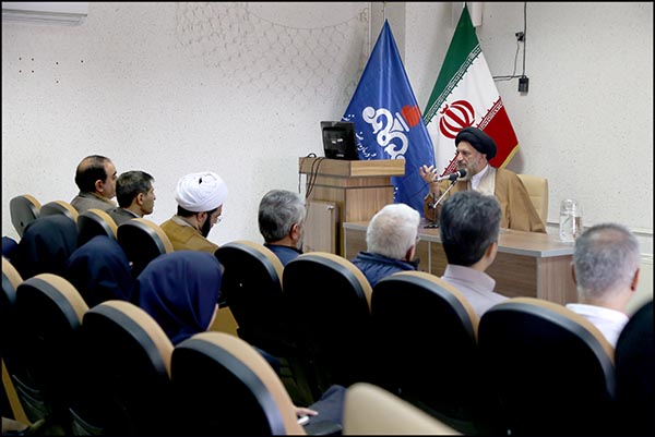 گزارش تصویری/ آیت الله ملک حسینی میهمان بهداشت و درمان صنعت نفت فارس و هرمزگان شد 5