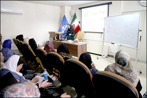 گزارش تصویری/ برگزاری برنامه های متنوع هفته سلامت در بهداشت و درمان صنعت نفت فارس و هرمزگان1 3