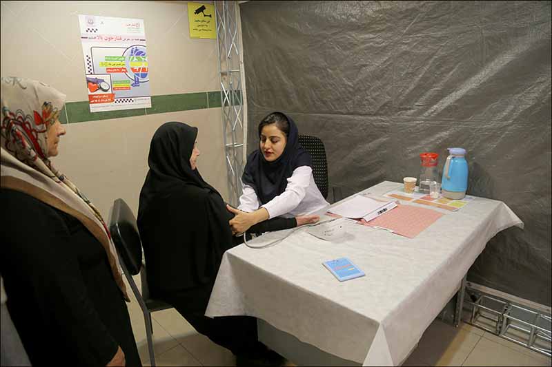 ثبت 4 هزار و 956 مورد کنترل فشار خون در منطقه فارس  2