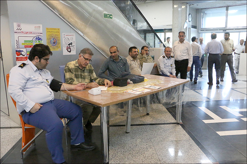 ثبت 4 هزار و 956 مورد کنترل فشار خون در منطقه فارس 3 1