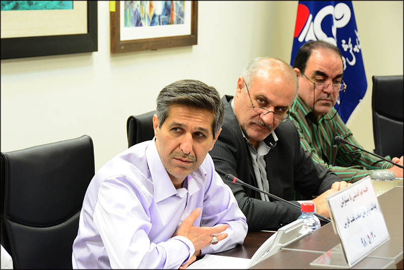 نشست تبادل دیدگاه های مسئولان بهداشت و درمان صنعت فارس و هرمزگان و شرکت پخش فراورده های نفتی منطقه فارس 9