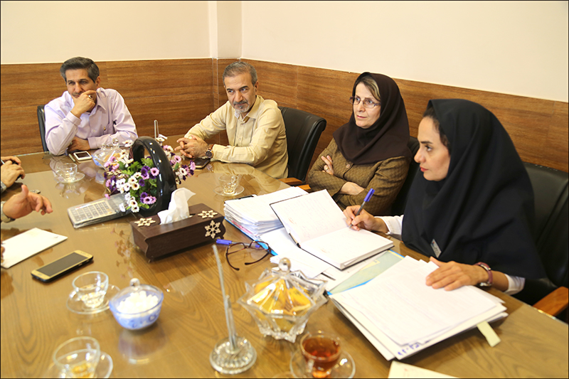 برگزاری نشست بررسی خطاهای پزشکی در بهداشت و درمان صنعت نفت فارس و هرمزگان  6