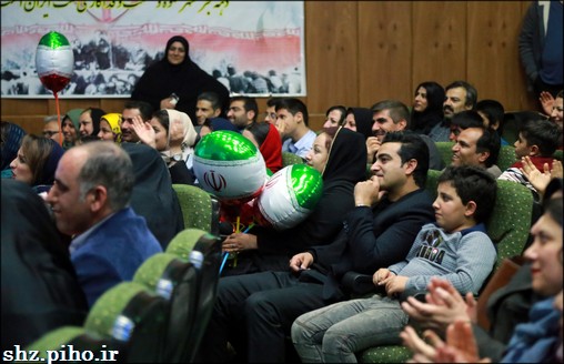 گزارش تصویری/ مراسم جشن دهه فجر بهداشت و درمان صنعت نفت منطقه فارس 104