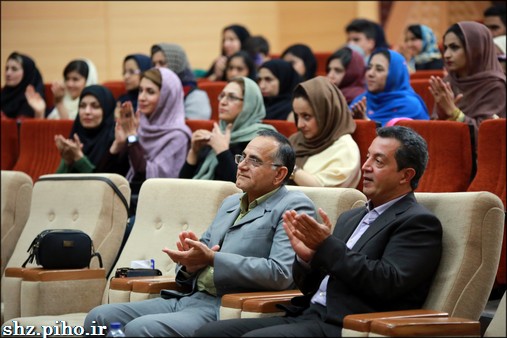 گزارش تصویری/ مراسم جشن دهه فجر و پاسداشت روز پرستار در بهداشت و درمان صنعت نفت منطقه هرمزگان 13