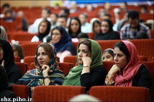 گزارش تصویری/ مراسم جشن دهه فجر و پاسداشت روز پرستار در بهداشت و درمان صنعت نفت منطقه هرمزگان 30