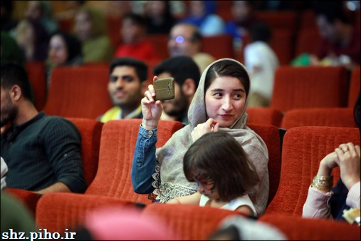 گزارش تصویری/ مراسم جشن دهه فجر و پاسداشت روز پرستار در بهداشت و درمان صنعت نفت منطقه هرمزگان 90