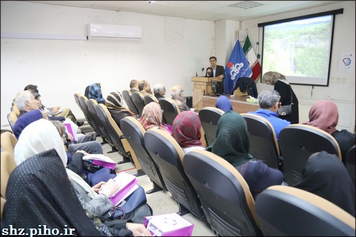 گزارش تصویری/ سمینار یک روزه " تغذیه در بیماران دیابتی " در بهداشت و درمان صنعت نفت فارس و هرمزگان 4