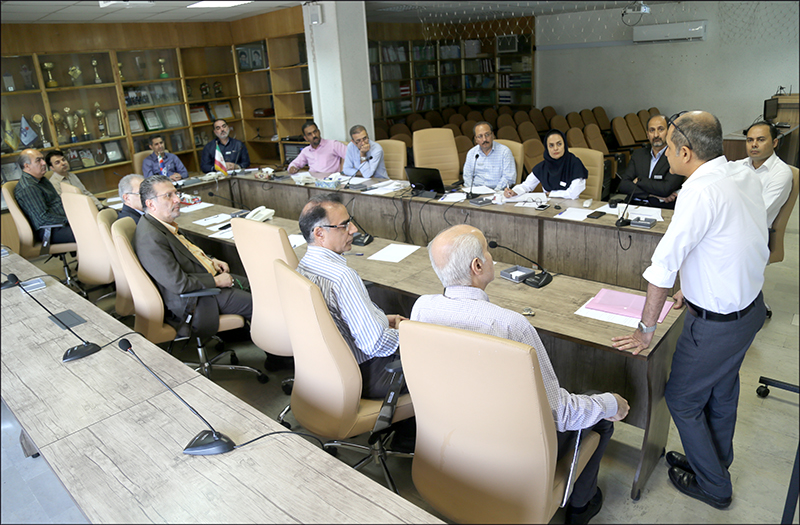 سومین نشست شورای معین منطقه جنوب و مرکز کشور در شیراز تشکیل شد 13