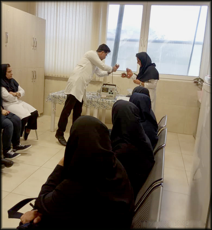 برگزاری کلاس آموزشی نحوه استفاده از دستگاه دی سی شوک در مرکز درمانی امام علی 1
