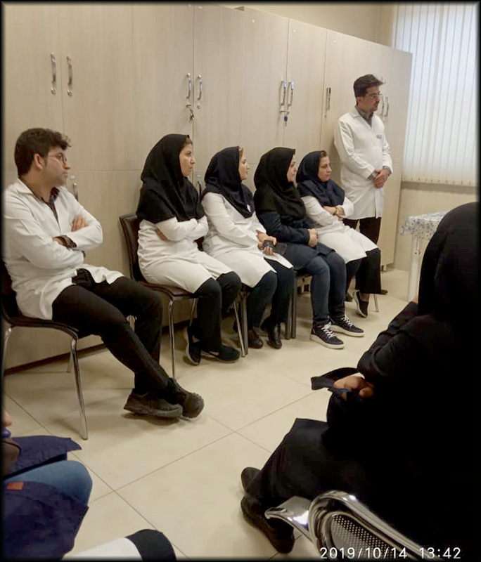 برگزاری کلاس آموزشی نحوه استفاده از دستگاه دی سی شوک در مرکز درمانی امام علی 4