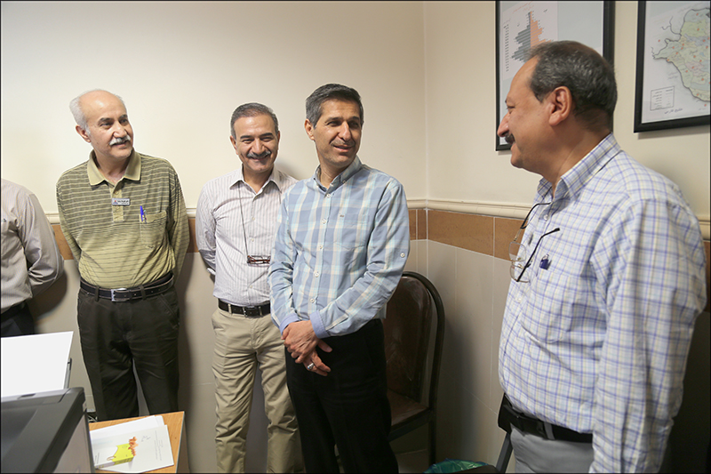 پاسداشت روز ملی آمار و برنامه ریزی در بهداشت و درمان صنعت نفت فارس و هرمزگان 6