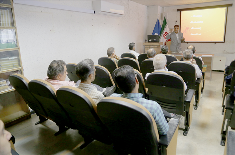 برگزاری کلاس آموزشی مبانی تغذیه ورزشی و مکمل ها در بهداشت و درمان صنعت نفت فارس و هرمزگان 3