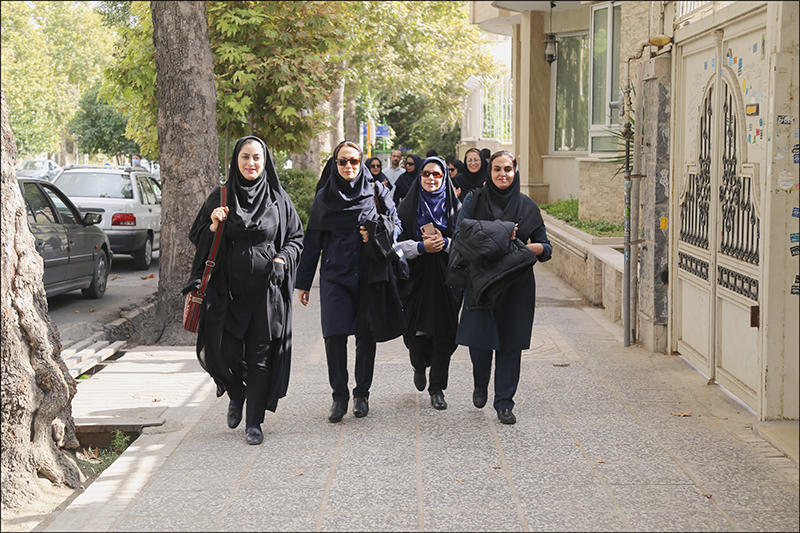 همایش پیاده روی بانوان به مناسبت هفته سلامت بانوان برگزار شد 1