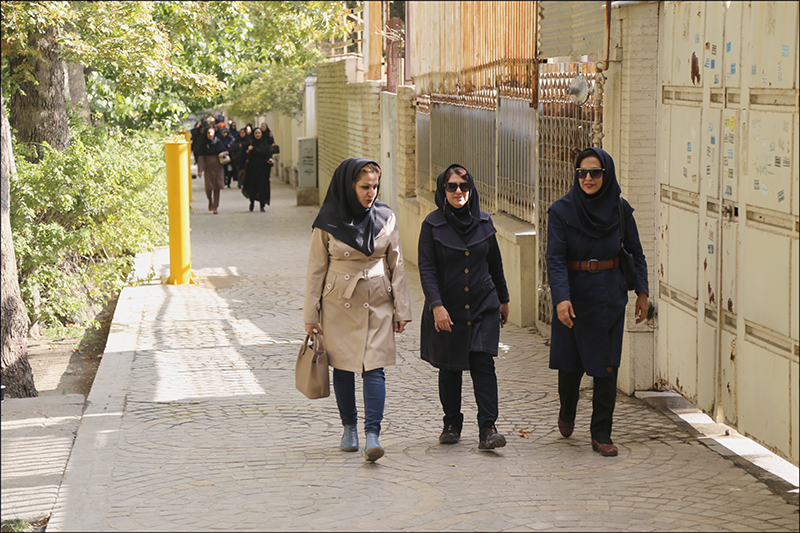 همایش پیاده روی بانوان به مناسبت هفته سلامت بانوان برگزار شد 5