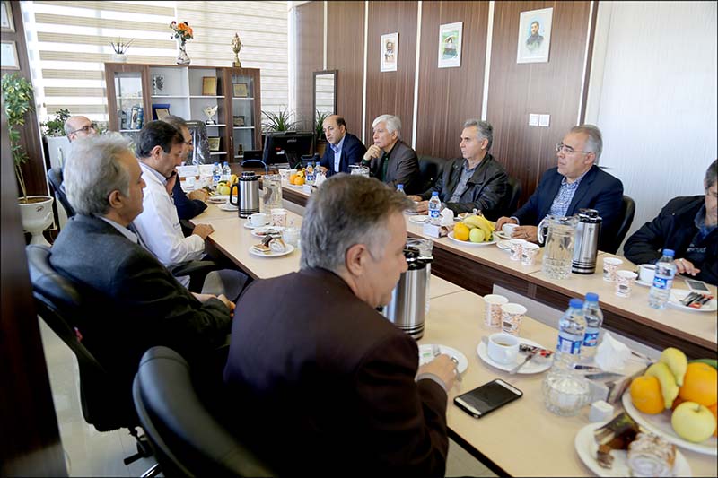 دغدغه ای از جنس تفاهم / دکتر سمیع: ضرورت نیاز به خدمات رسانی بخش سوانح و سوختگی در بهداشت و درمان صنعت نفت انکارناپذیر است 7