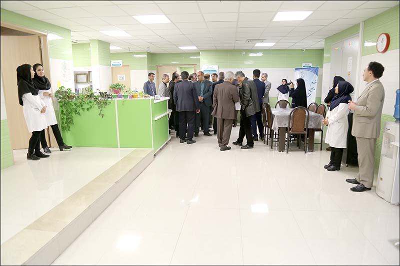 گزارش تصویری/ بازدید مدیرعامل بهداشت و درمان صنعت از مرکز آموزشی درمانی سوانح سوختگی و ترمیمی حضرت امیرالمومنین(ع) و مرکز درمانی آموزشی، پژوهشی و درمانی ابوعلی سینا 9