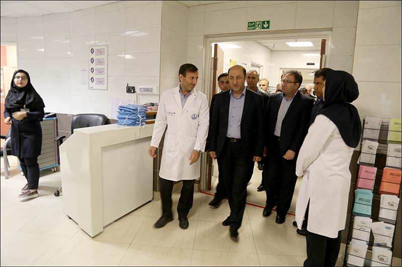 گزارش تصویری/ بازدید مدیرعامل بهداشت و درمان صنعت از مرکز آموزشی درمانی سوانح سوختگی و ترمیمی حضرت امیرالمومنین(ع) و مرکز درمانی آموزشی، پژوهشی و درمانی ابوعلی سینا 12