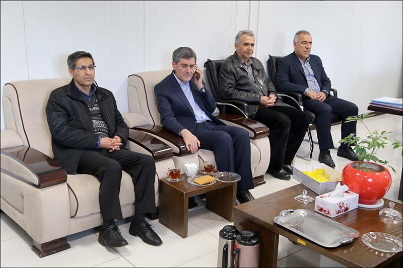 بازدید مدیرعامل بهداشت و درمان صنعت از مرکز آموزشی درمانی سوانح سوختگی و ترمیمی حضرت امیرالمومنین(ع) و مرکز درمانی آموزشی، پژوهشی و درمانی ابوعلی سینا2 2 8