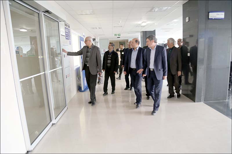 بازدید مدیرعامل بهداشت و درمان صنعت از مرکز آموزشی درمانی سوانح سوختگی و ترمیمی حضرت امیرالمومنین(ع) و مرکز درمانی آموزشی، پژوهشی و درمانی ابوعلی سینا2 2 11