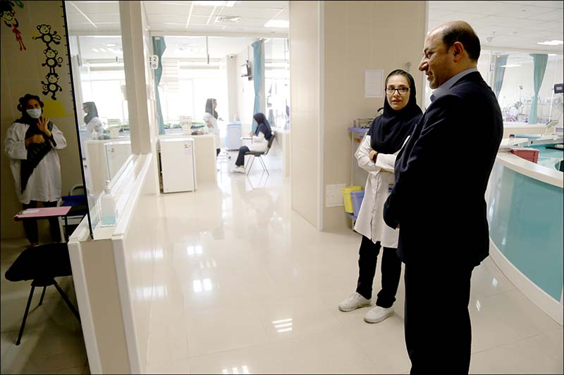 بازدید مدیرعامل بهداشت و درمان صنعت از مرکز آموزشی درمانی سوانح سوختگی و ترمیمی حضرت امیرالمومنین(ع) و مرکز درمانی آموزشی، پژوهشی و درمانی ابوعلی سینا2 2 13