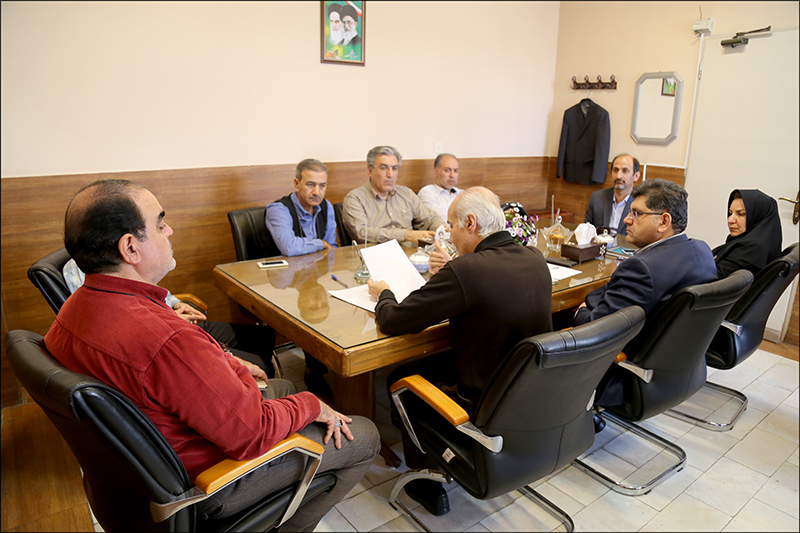 نارضایتی مراجعان و بیماران خط قرمز مدیریت مجموعه است 2