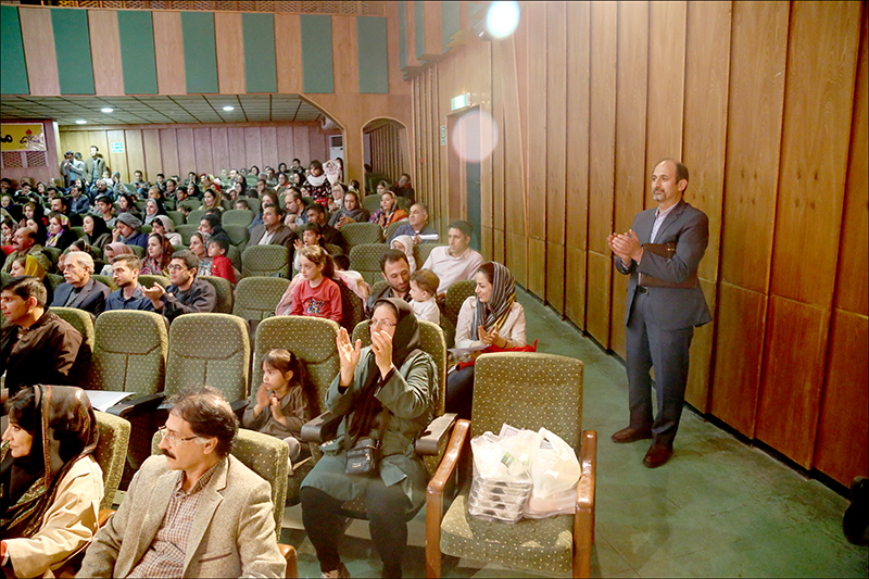 برگزاری جشن دهه فجر در بهداشت و درمان صنعت نفت فارس و هرمزگان 9