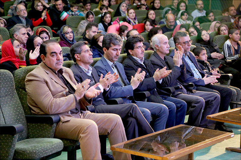 برگزاری جشن دهه فجر در بهداشت و درمان صنعت نفت فارس و هرمزگان 15