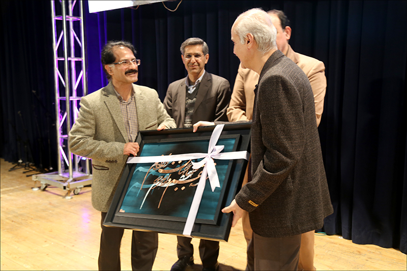 برگزاری جشن دهه فجر در بهداشت و درمان صنعت نفت فارس و هرمزگان 21