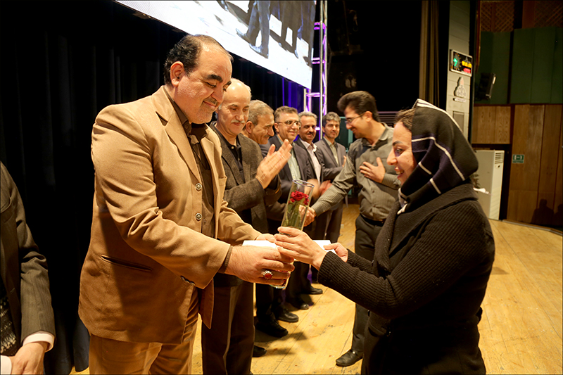 برگزاری جشن دهه فجر در بهداشت و درمان صنعت نفت فارس و هرمزگان 26