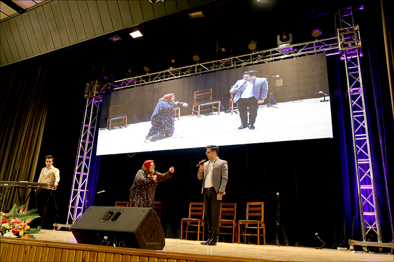 برگزاری جشن دهه فجر در بهداشت و درمان صنعت نفت فارس و هرمزگان 38