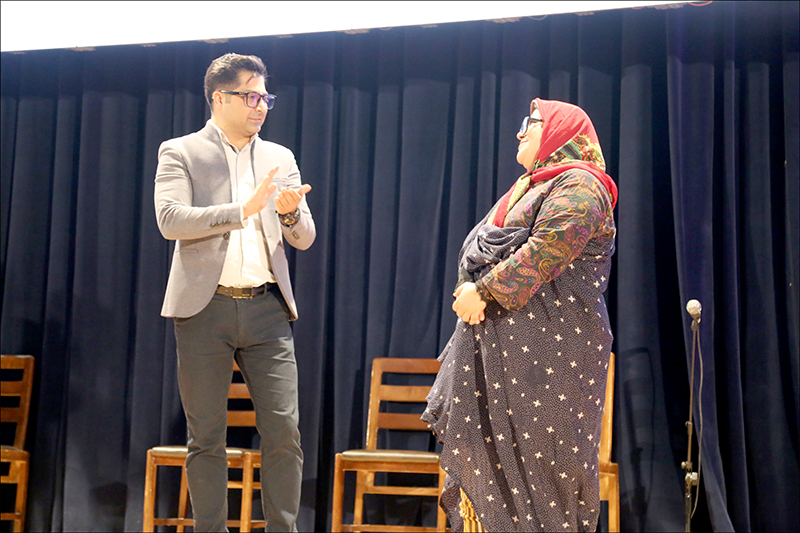 برگزاری جشن دهه فجر در بهداشت و درمان صنعت نفت فارس و هرمزگان 39