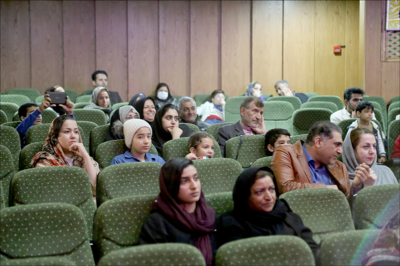 برگزاری جشن دهه فجر در بهداشت و درمان صنعت نفت فارس و هرمزگان 43