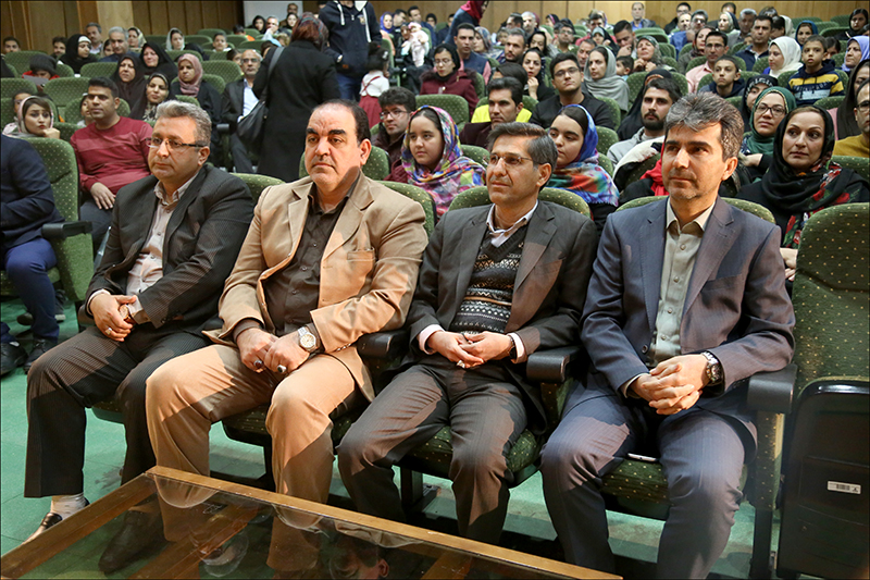 برگزاری جشن دهه فجر در بهداشت و درمان صنعت نفت فارس و هرمزگان 44