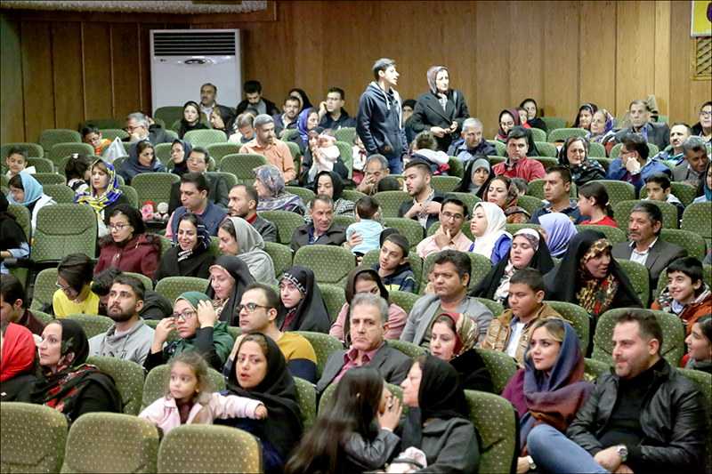 برگزاری جشن دهه فجر در بهداشت و درمان صنعت نفت فارس و هرمزگان 46