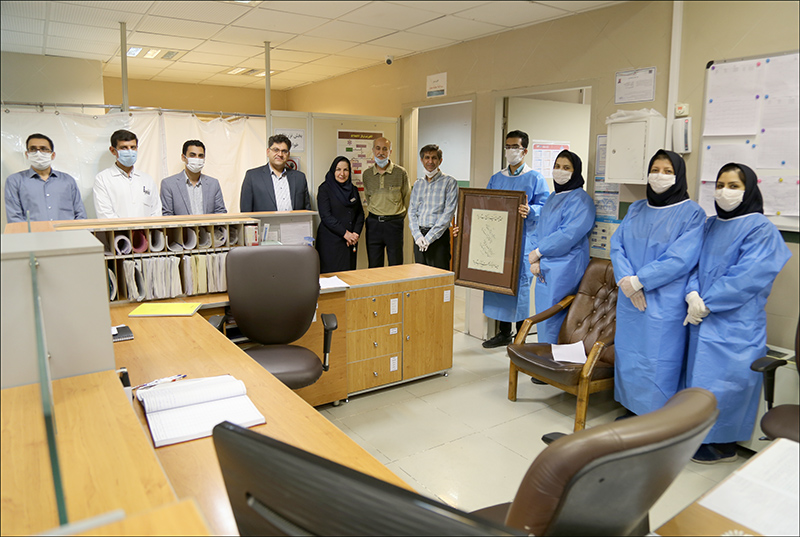 با ابیاتی از افشین علا از پرسنل خدوم اورژانس منطقه فارس تقدیر شد 2