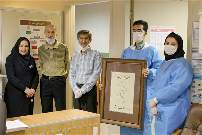 با ابیاتی از افشین علا از پرسنل خدوم اورژانس منطقه فارس تقدیر شد 3