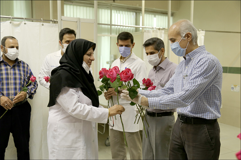 گرامی داشت روز کارگر و تقدیر از زحمات پرسنل بهداشت و درمان در ایام شیوع کرونا 15