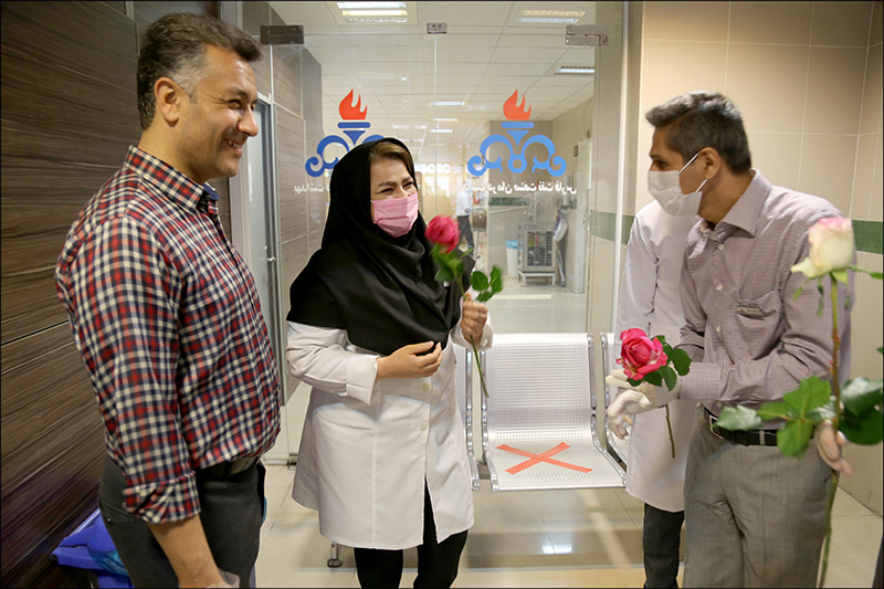 گرامی داشت روز کارگر و تقدیر از زحمات پرسنل بهداشت و درمان در ایام شیوع کرونا 21