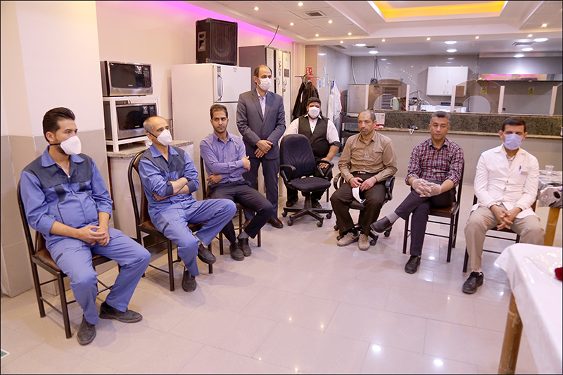 گرامی داشت روز کارگر و تقدیر از زحمات پرسنل بهداشت و درمان در ایام شیوع کرونا 23