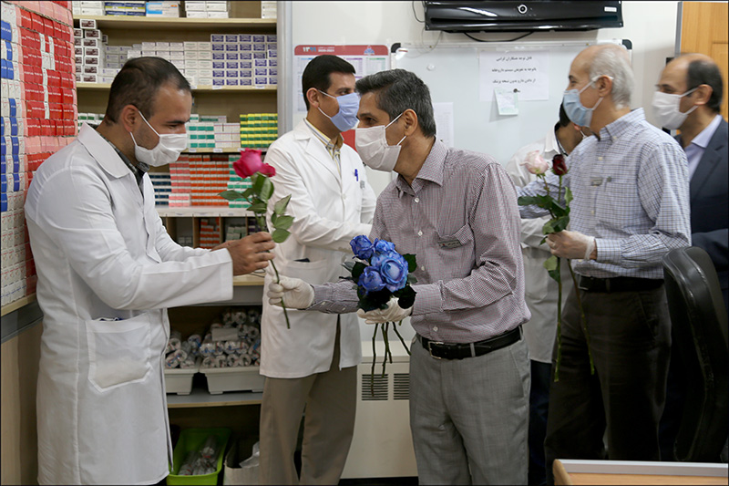 گرامی داشت روز کارگر و تقدیر از زحمات پرسنل بهداشت و درمان در ایام شیوع کرونا 29