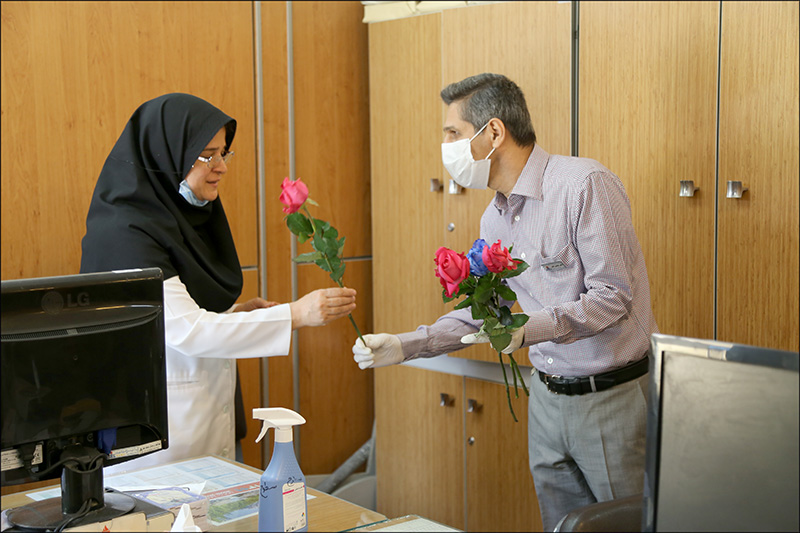 گرامی داشت روز کارگر و تقدیر از زحمات پرسنل بهداشت و درمان در ایام شیوع کرونا 32