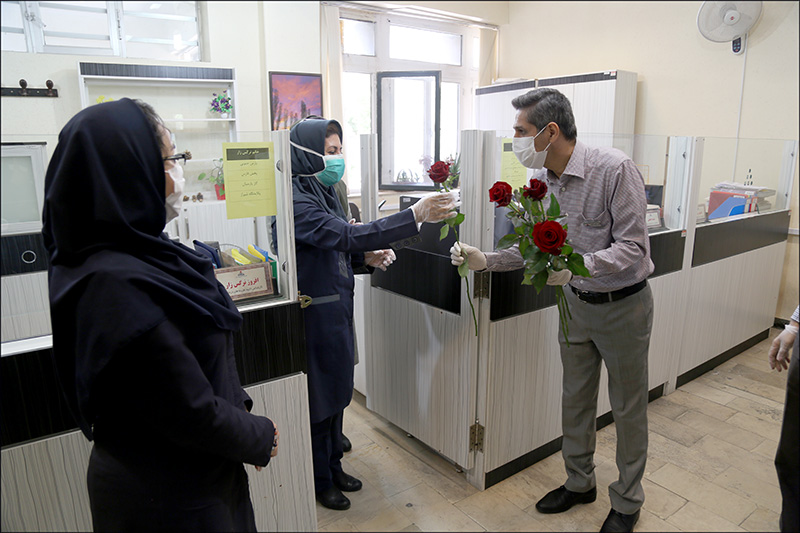 گرامی داشت روز کارگر و تقدیر از زحمات پرسنل بهداشت و درمان در ایام شیوع کرونا 59